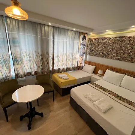 Hostel Rodin *