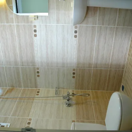 Umit 2 Hotel