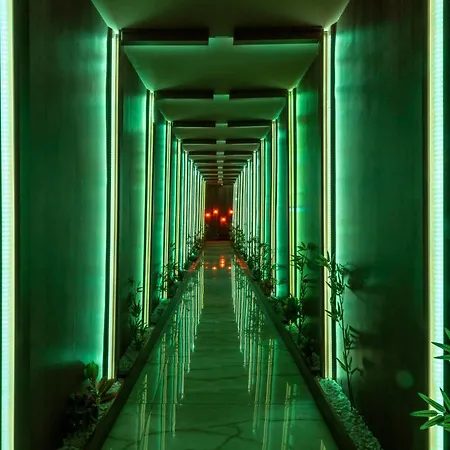 Hotel Litros &