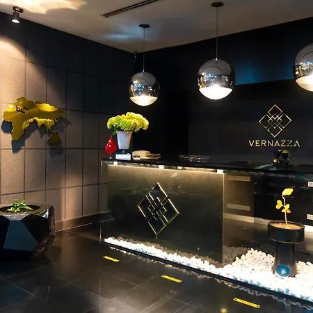 Vernazza Hotel