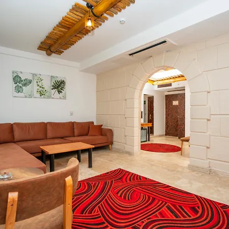 Hotel Pasha Palace 3*
