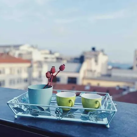 Fil * Istanbul