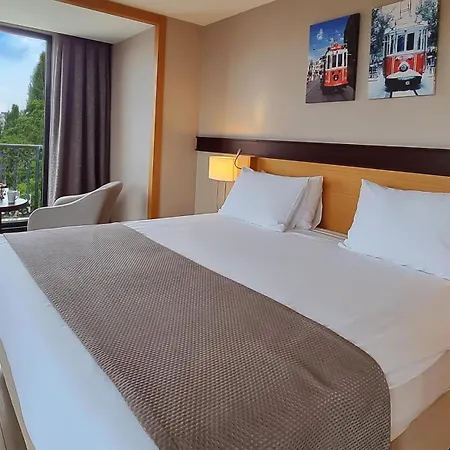 Hotel Port Bosphorus 4*
