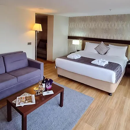Hotel Port Bosphorus 4*