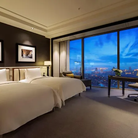 Hilton Bomonti 5*