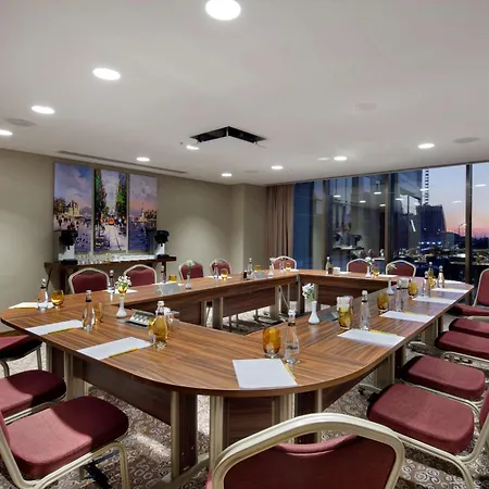 Hilton Garden Beylikduzu Hotel Provincia di Istanbul