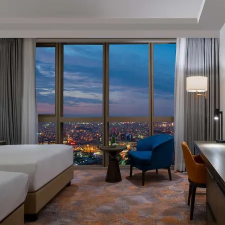 Hotel Hilton Mall Of 5*