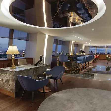 Hilton Maslak