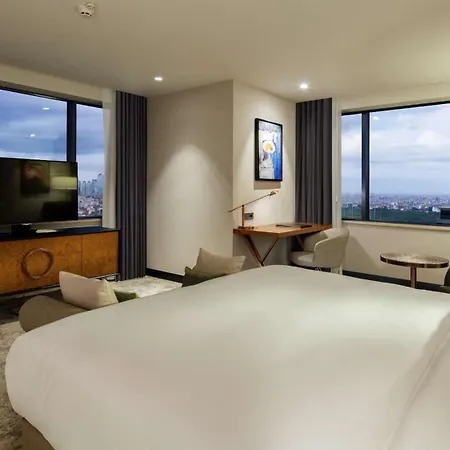 Hilton Maslak 5* Istanbul