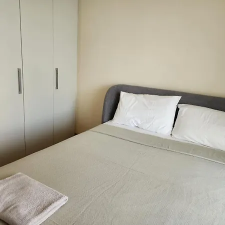 Taksim Perfect Residence, 3 Bedrooms, 140 M2, Pool Gym Sauna Access Διαμέρισμα