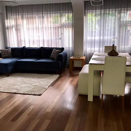 Cozy And Modern Flat Near Bosphorus At Arnavutkoey Provincia di Istanbul