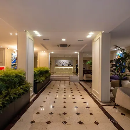 Otel Berr 4*