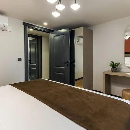 Hotel Baymari Suites Life *