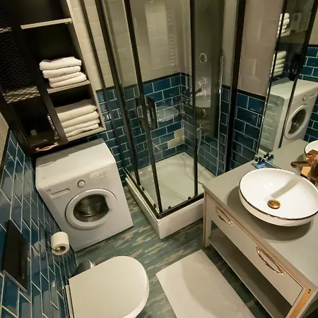 Aparthotel Ava Center *