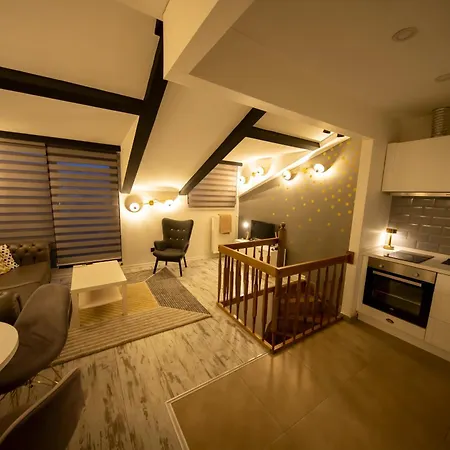 Aparthotel Ava Center