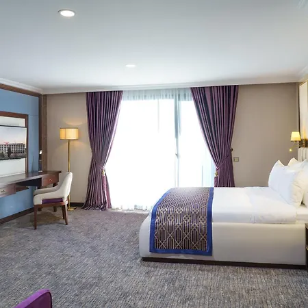 Ramada Plaza By Wyndham 5*