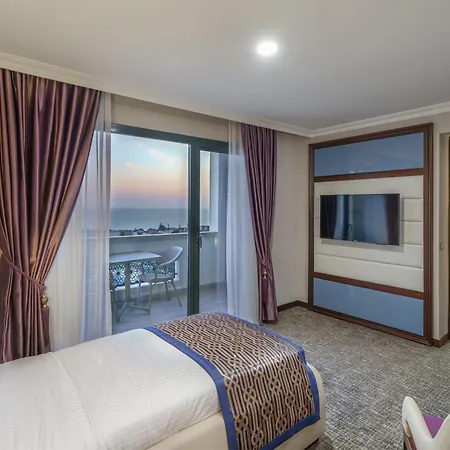 Hotel Ramada Plaza By Wyndham