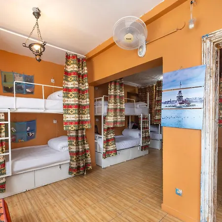 Bahaus Auberge de jeunesse *