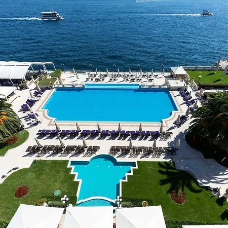Ciragan Palace Kempinski Hotel