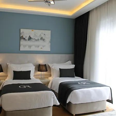 Otel Garlon