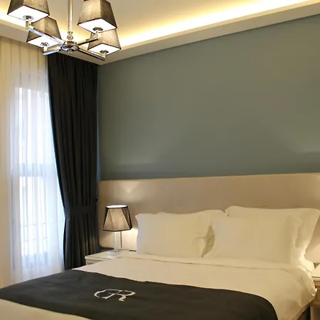 Garlon Otel