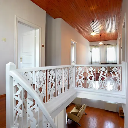Villa Bosphorus
