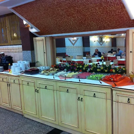 Hotel Grand Dilara