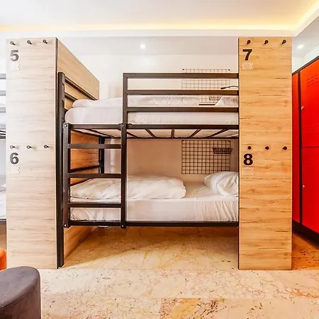Albergue Manu Startup House *