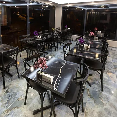 Ria Boutique