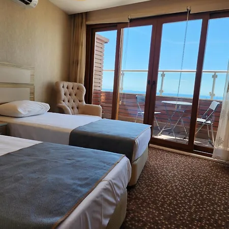 Nanda Hotel 4*