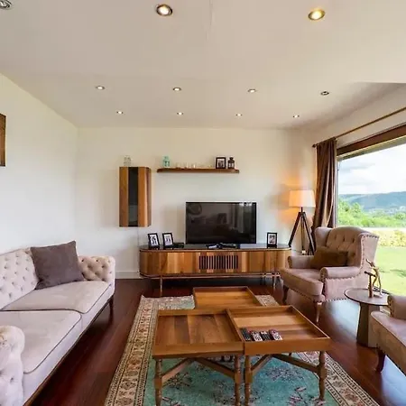 Beykoz بيكوز 3+2 مطلة على البحر
