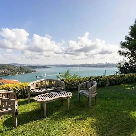 Beykoz بيكوز 3+2 مطلة على البحر *