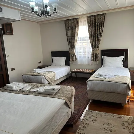 Hotel Bender *