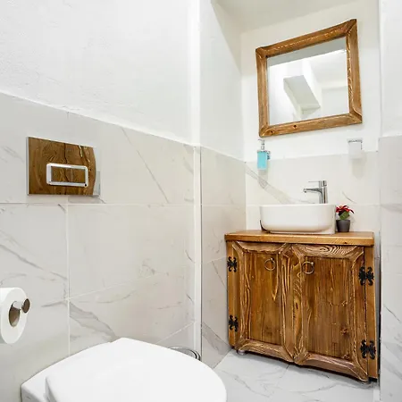 Armel Homes Galata *