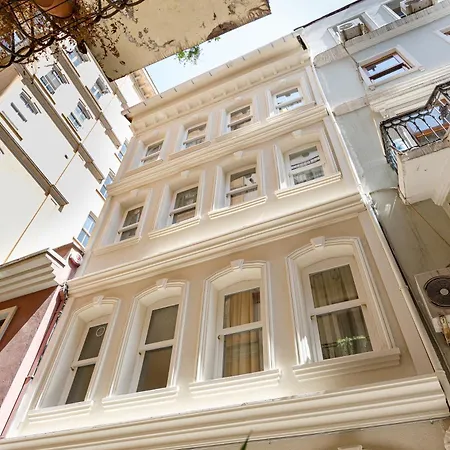 Armel Homes Galata Aparthotel