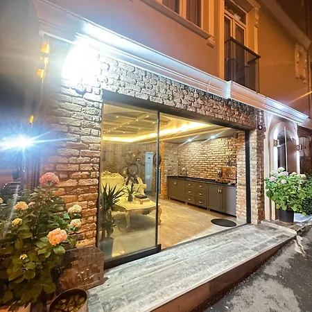 Aparthotel Sevil Star *