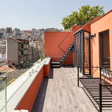 Decent With A Magnificent Terrace , View *