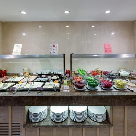 Ramada By Wyndham Old Hotel 4*