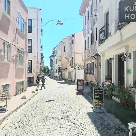 Ezgi Apart Istanbul