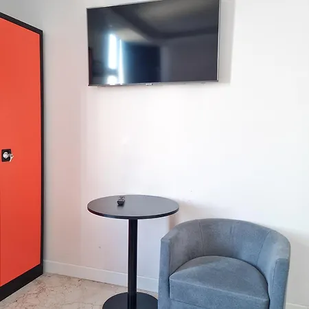 Manu Startup House