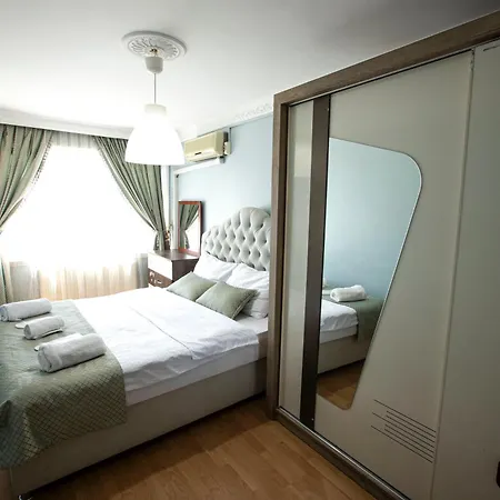 Apartman 3 Diffrent Family At Center Walking 5 Minutes Isztambul