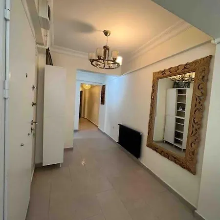 Apartment In The Center Of Besiktas