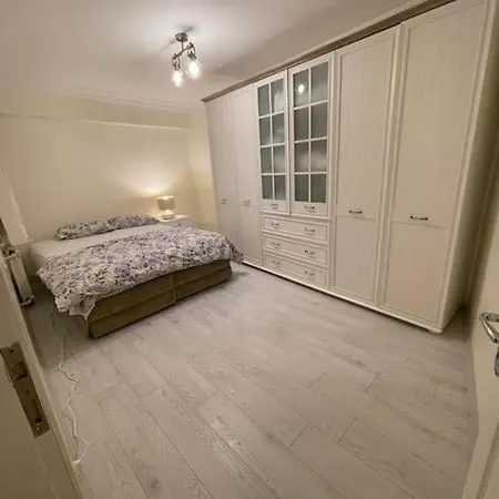 In The Center Of Besiktas Apartment *