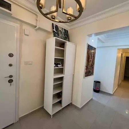 Apartment In The Center Of Besiktas