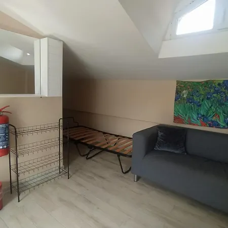 Istanbulda Merkezi Konum, Muestakil Bina Istanbul