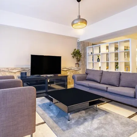 Studio Flat With Lovely Backyard In Nisantasi * Istanbul