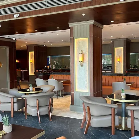 Hyatt Centric Levent מלון 5*