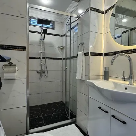 Dizayn Aparthotel *