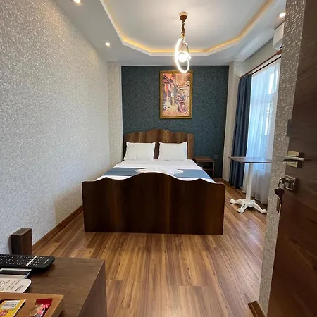 La Vien Old Hotel