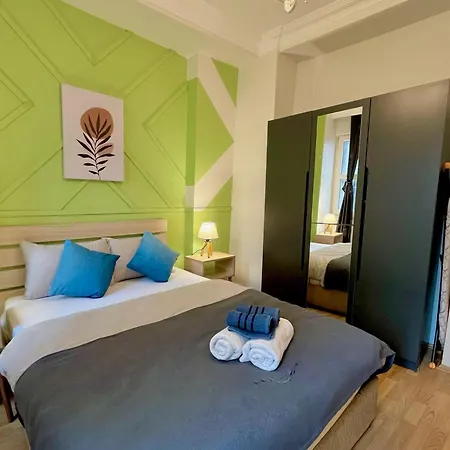 W/ New Furnitures Next To Istiklal Street And Taksim Square Aparthotel